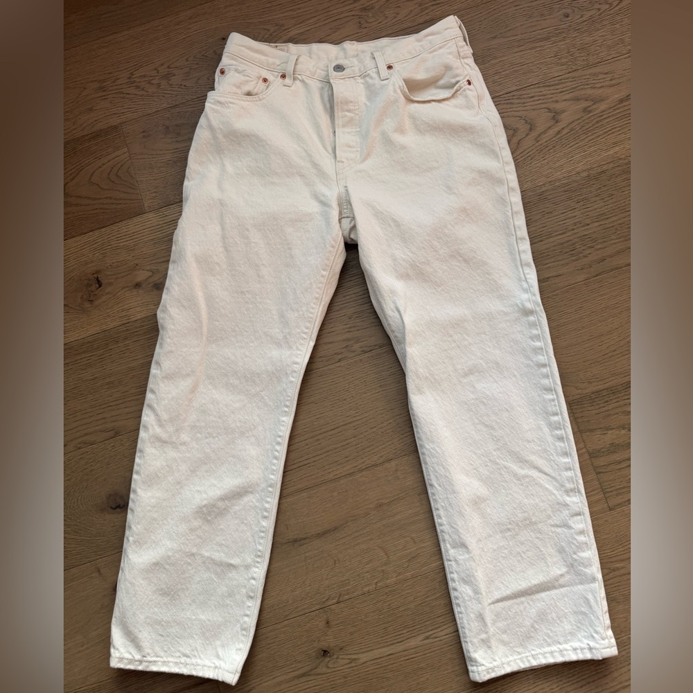 Vintage cream Levi’s jeans never worn